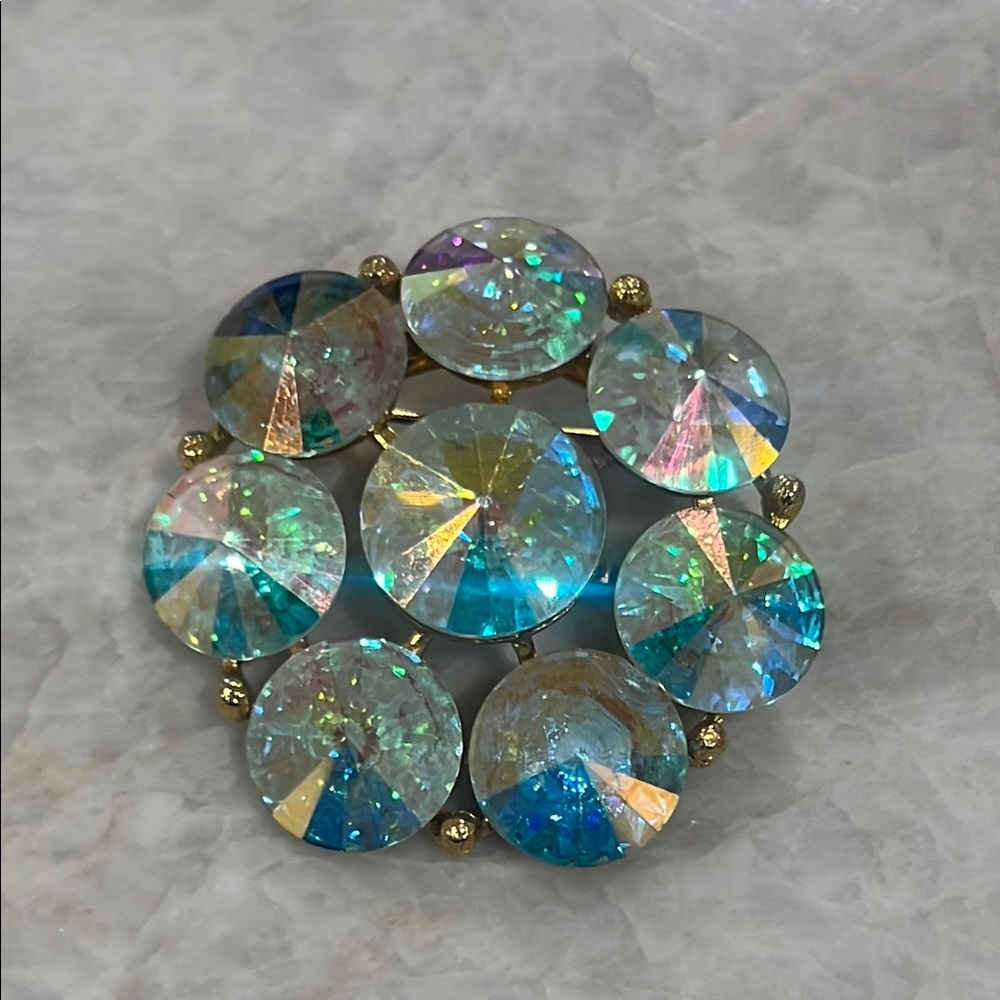 Vintage Weiss Aurora borealis rivoli rhinestone brooch